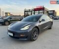 Серый Тесла Модель 3, объемом двигателя 0 л и пробегом 82 тыс. км за 22300 $, фото 1 на Automoto.ua