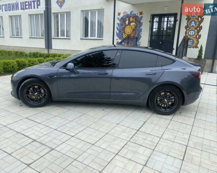 Сірий Тесла Модель 3, об'ємом двигуна 0 л та пробігом 39 тис. км за 19999 $, фото 4 на Automoto.ua