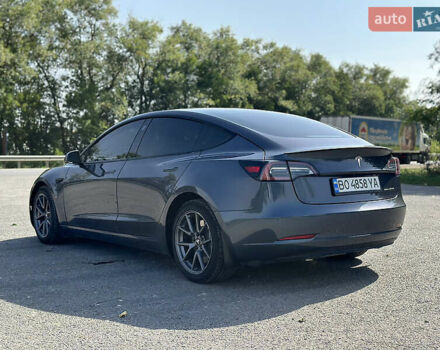 Сірий Тесла Модель 3, об'ємом двигуна 0 л та пробігом 56 тис. км за 17200 $, фото 4 на Automoto.ua