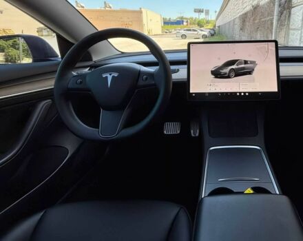 Серый Тесла Модель 3, объемом двигателя 0 л и пробегом 44 тыс. км за 13000 $, фото 3 на Automoto.ua