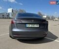 Серый Тесла Модель 3, объемом двигателя 0 л и пробегом 39 тыс. км за 22000 $, фото 5 на Automoto.ua