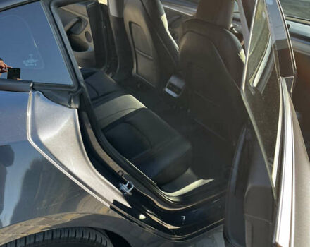 Серый Тесла Модель 3, объемом двигателя 0 л и пробегом 70 тыс. км за 19200 $, фото 15 на Automoto.ua