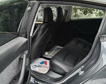 Сірий Тесла Модель 3, об'ємом двигуна 0 л та пробігом 32 тис. км за 21500 $, фото 22 на Automoto.ua