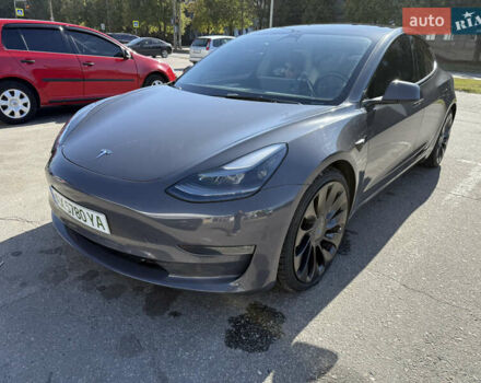 Серый Тесла Модель 3, объемом двигателя 0 л и пробегом 131 тыс. км за 27000 $, фото 26 на Automoto.ua
