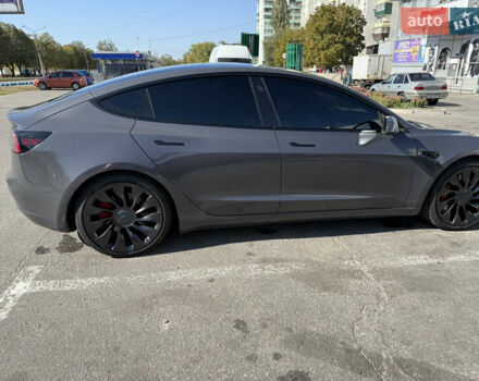 Серый Тесла Модель 3, объемом двигателя 0 л и пробегом 131 тыс. км за 27000 $, фото 31 на Automoto.ua