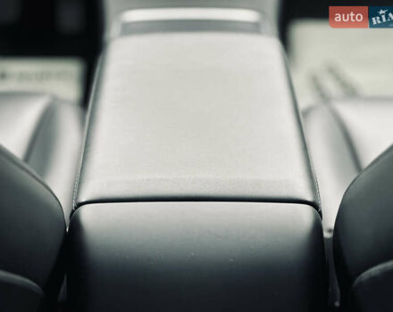 Серый Тесла Модель 3, объемом двигателя 0 л и пробегом 53 тыс. км за 18999 $, фото 36 на Automoto.ua