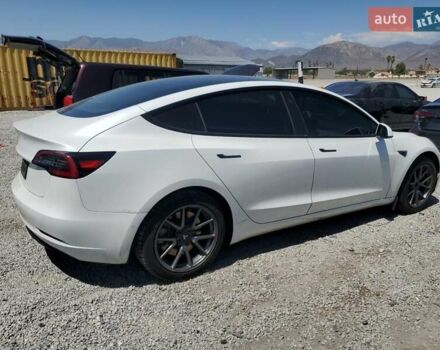 Сірий Тесла Модель 3, об'ємом двигуна 0 л та пробігом 74 тис. км за 8000 $, фото 2 на Automoto.ua