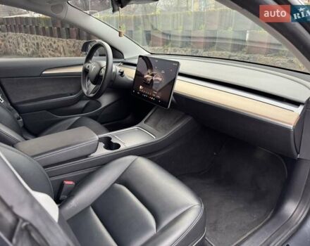 Серый Тесла Модель 3, объемом двигателя 0 л и пробегом 82 тыс. км за 25900 $, фото 1 на Automoto.ua