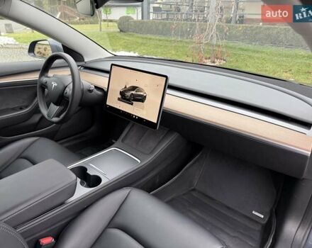 Серый Тесла Модель 3, объемом двигателя 0 л и пробегом 46 тыс. км за 20000 $, фото 88 на Automoto.ua