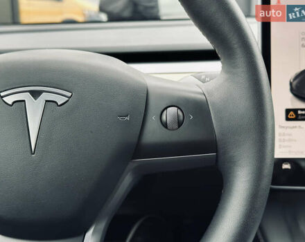 Серый Тесла Модель 3, объемом двигателя 0 л и пробегом 53 тыс. км за 18999 $, фото 48 на Automoto.ua