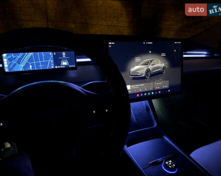 Серый Тесла Модель 3, объемом двигателя 0 л и пробегом 131 тыс. км за 27000 $, фото 1 на Automoto.ua