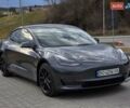 Серый Тесла Модель 3, объемом двигателя 0 л и пробегом 33 тыс. км за 20499 $, фото 3 на Automoto.ua