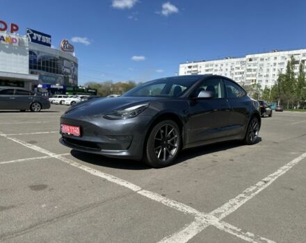 Серый Тесла Модель 3, объемом двигателя 0.82 л и пробегом 36 тыс. км за 23000 $, фото 1 на Automoto.ua