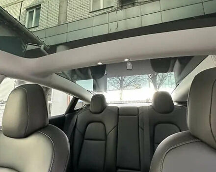 Серый Тесла Модель 3, объемом двигателя 0 л и пробегом 52 тыс. км за 21000 $, фото 7 на Automoto.ua