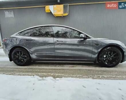 Сірий Тесла Модель 3, об'ємом двигуна 0 л та пробігом 32 тис. км за 21500 $, фото 5 на Automoto.ua