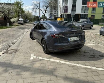 Серый Тесла Модель 3, объемом двигателя 0 л и пробегом 38 тыс. км за 19500 $, фото 4 на Automoto.ua
