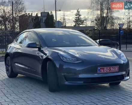 Серый Тесла Модель 3, объемом двигателя 0 л и пробегом 73 тыс. км за 22000 $, фото 3 на Automoto.ua