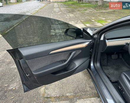 Серый Тесла Модель 3, объемом двигателя 0 л и пробегом 68 тыс. км за 24600 $, фото 23 на Automoto.ua