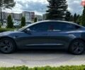 Серый Тесла Модель 3, объемом двигателя 0 л и пробегом 60 тыс. км за 21500 $, фото 3 на Automoto.ua