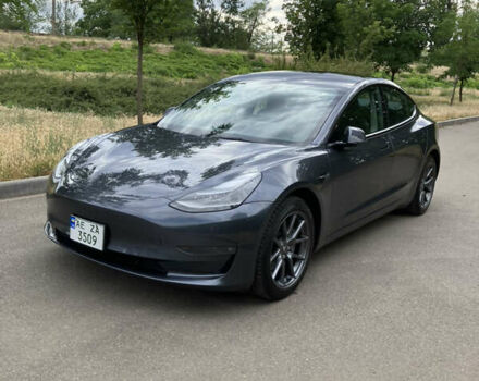 Сірий Тесла Модель 3, об'ємом двигуна 0 л та пробігом 66 тис. км за 24900 $, фото 3 на Automoto.ua