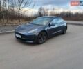 Серый Тесла Модель 3, объемом двигателя 0 л и пробегом 49 тыс. км за 20200 $, фото 35 на Automoto.ua