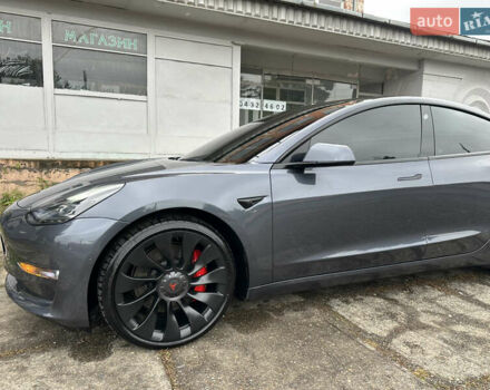 Серый Тесла Модель 3, объемом двигателя 0 л и пробегом 68 тыс. км за 24600 $, фото 18 на Automoto.ua