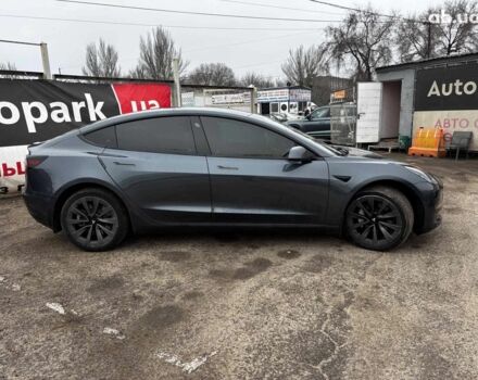 Серый Тесла Модель 3, объемом двигателя 0 л и пробегом 69 тыс. км за 25990 $, фото 5 на Automoto.ua