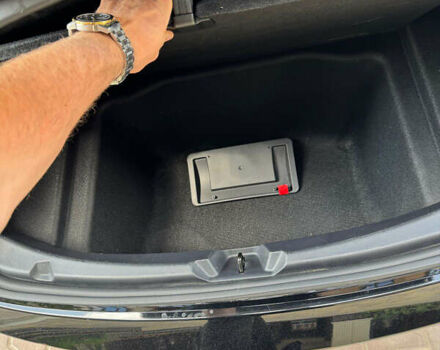 Серый Тесла Модель 3, объемом двигателя 0 л и пробегом 27 тыс. км за 20300 $, фото 15 на Automoto.ua