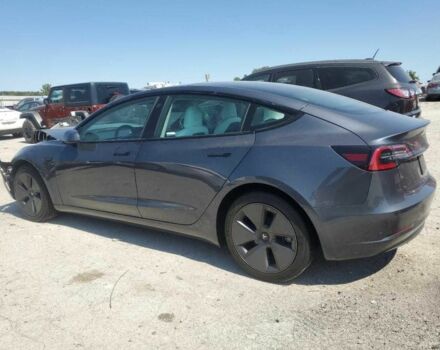 Серый Тесла Модель 3, объемом двигателя 0 л и пробегом 46 тыс. км за 15500 $, фото 3 на Automoto.ua