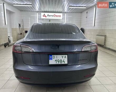 Серый Тесла Модель 3, объемом двигателя 0 л и пробегом 57 тыс. км за 19999 $, фото 14 на Automoto.ua