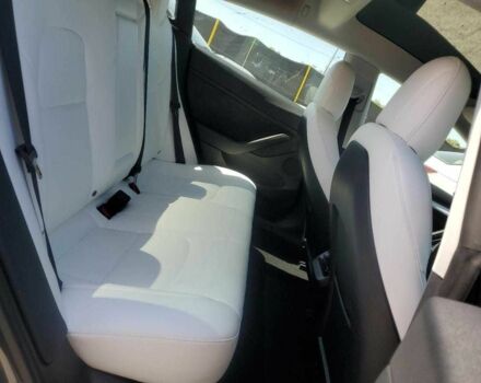 Серый Тесла Модель 3, объемом двигателя 0 л и пробегом 46 тыс. км за 15500 $, фото 9 на Automoto.ua