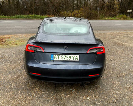 Серый Тесла Модель 3, объемом двигателя 0 л и пробегом 101 тыс. км за 16650 $, фото 2 на Automoto.ua