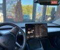 Серый Тесла Модель 3, объемом двигателя 0 л и пробегом 82 тыс. км за 22300 $, фото 20 на Automoto.ua