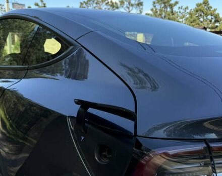 Серый Тесла Модель 3, объемом двигателя 0 л и пробегом 20 тыс. км за 24500 $, фото 22 на Automoto.ua