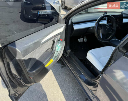 Серый Тесла Модель 3, объемом двигателя 0 л и пробегом 131 тыс. км за 27000 $, фото 23 на Automoto.ua