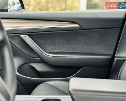 Серый Тесла Модель 3, объемом двигателя 0 л и пробегом 53 тыс. км за 18999 $, фото 31 на Automoto.ua