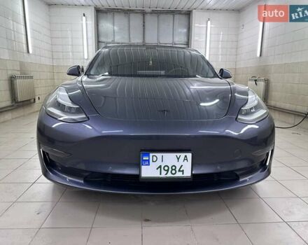 Серый Тесла Модель 3, объемом двигателя 0 л и пробегом 57 тыс. км за 19999 $, фото 7 на Automoto.ua