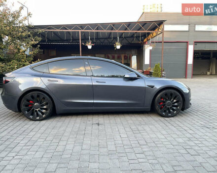 Сірий Тесла Модель 3, об'ємом двигуна 0 л та пробігом 80 тис. км за 24000 $, фото 4 на Automoto.ua