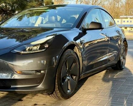 Сірий Тесла Модель 3, об'ємом двигуна 0 л та пробігом 65 тис. км за 20500 $, фото 3 на Automoto.ua