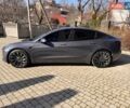 Серый Тесла Модель 3, объемом двигателя 0 л и пробегом 80 тыс. км за 23700 $, фото 10 на Automoto.ua
