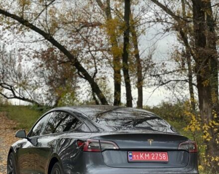 Серый Тесла Модель 3, объемом двигателя 0 л и пробегом 169 тыс. км за 18450 $, фото 3 на Automoto.ua