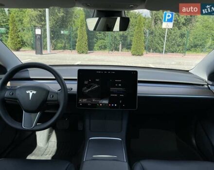 Серый Тесла Модель 3, объемом двигателя 0 л и пробегом 21 тыс. км за 24500 $, фото 28 на Automoto.ua