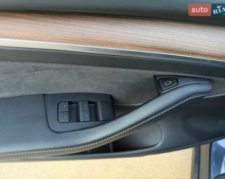 Сірий Тесла Модель 3, об'ємом двигуна 0 л та пробігом 54 тис. км за 22300 $, фото 26 на Automoto.ua