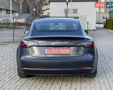 Серый Тесла Модель 3, объемом двигателя 0 л и пробегом 73 тыс. км за 22000 $, фото 15 на Automoto.ua