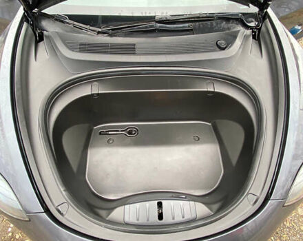 Серый Тесла Модель 3, объемом двигателя 0 л и пробегом 101 тыс. км за 16650 $, фото 15 на Automoto.ua