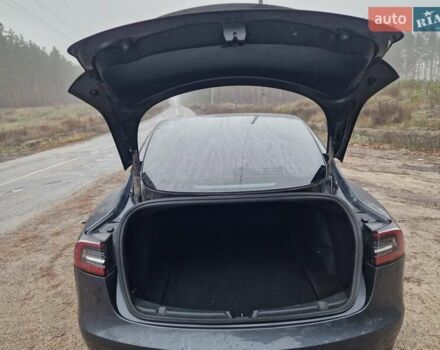 Сірий Тесла Модель 3, об'ємом двигуна 0 л та пробігом 116 тис. км за 19900 $, фото 2 на Automoto.ua