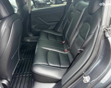 Серый Тесла Модель 3, объемом двигателя 0 л и пробегом 69 тыс. км за 25990 $, фото 16 на Automoto.ua