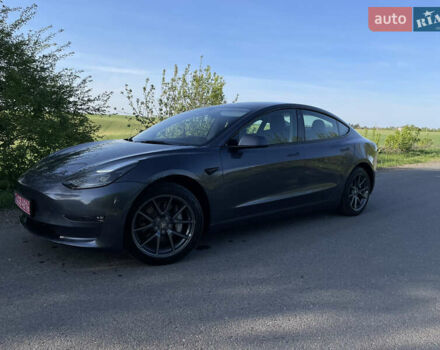 Сірий Тесла Модель 3, об'ємом двигуна 0 л та пробігом 5 тис. км за 23500 $, фото 1 на Automoto.ua