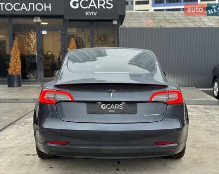 Серый Тесла Модель 3, объемом двигателя 0 л и пробегом 160 тыс. км за 19500 $, фото 4 на Automoto.ua