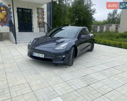 Сірий Тесла Модель 3, об'ємом двигуна 0 л та пробігом 39 тис. км за 19999 $, фото 1 на Automoto.ua